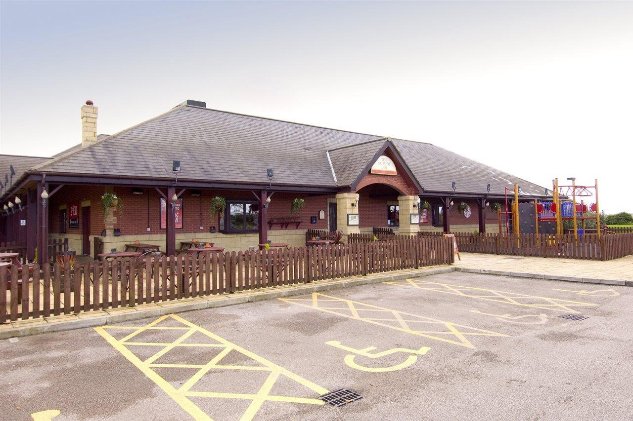 Premier Inn Blackpool East Exterior foto