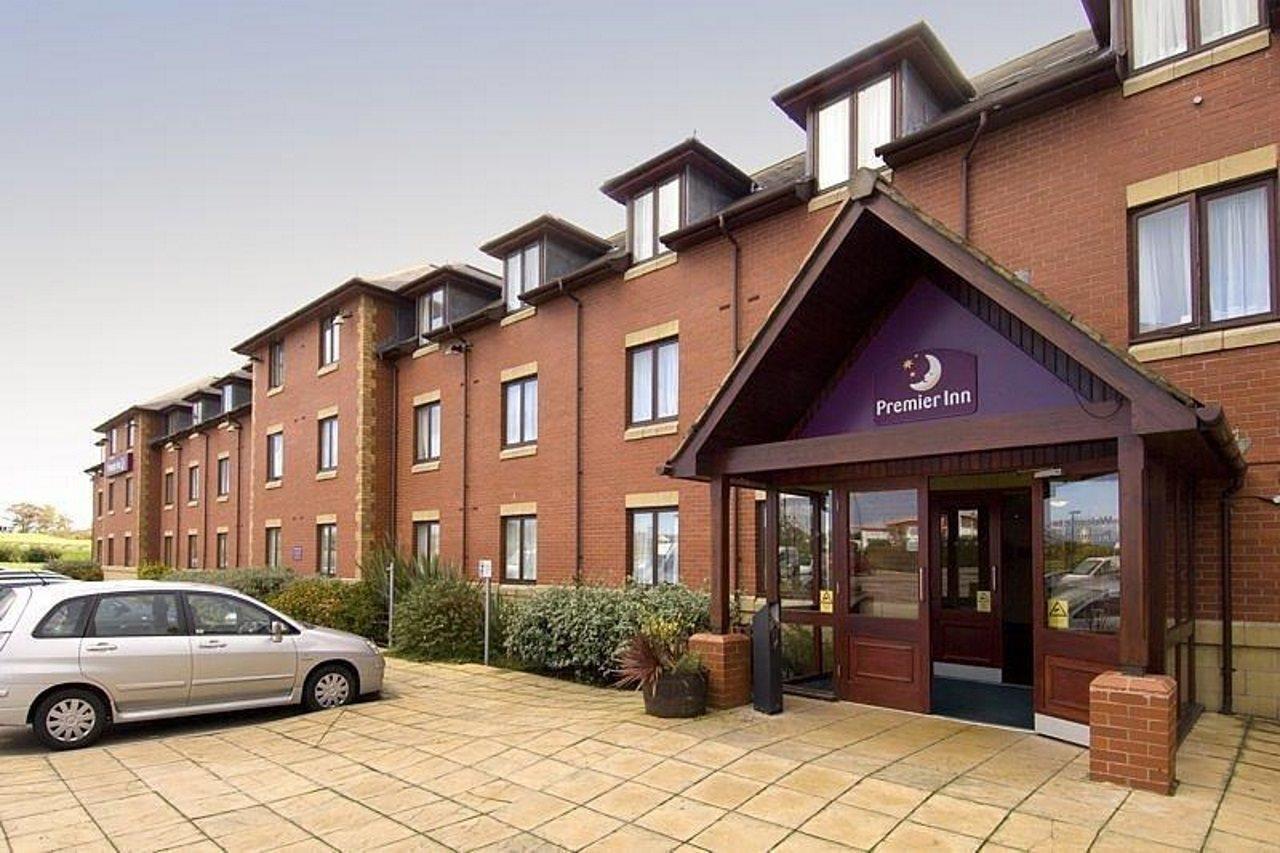 Premier Inn Blackpool East Exterior foto